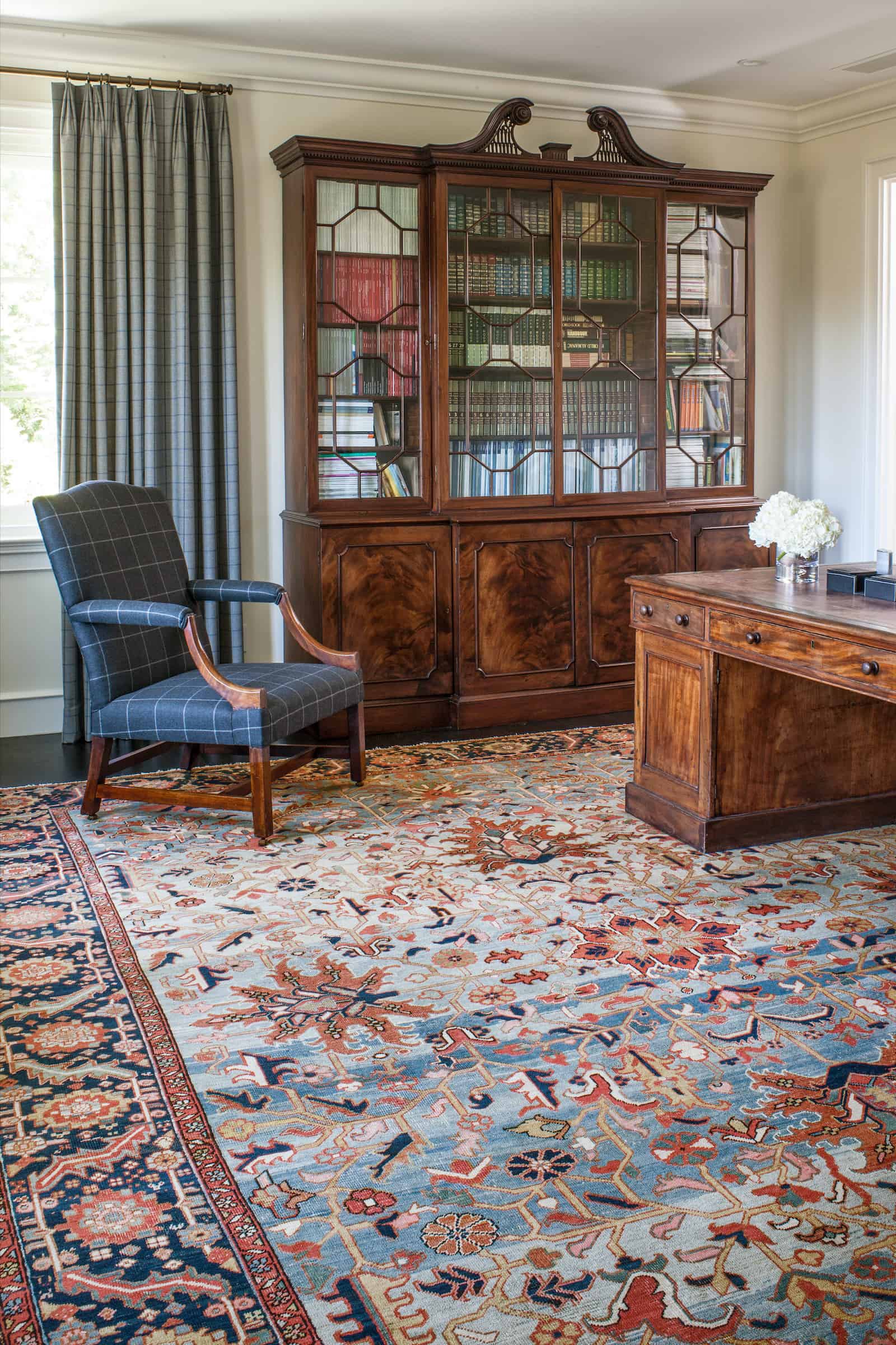 Mansour's Tips to Identify Authentic Handmade Oriental Rugs Mansour